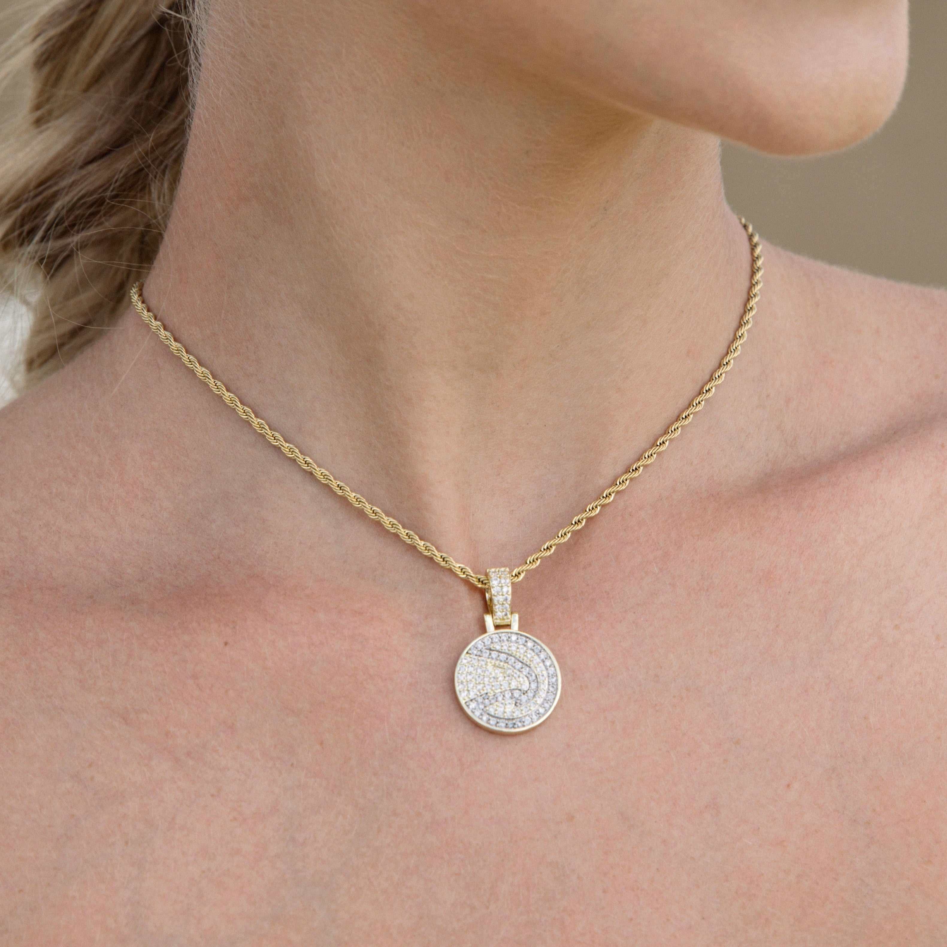 GLD Women Atlanta Hawks Official NBA Micro Logo Pendant