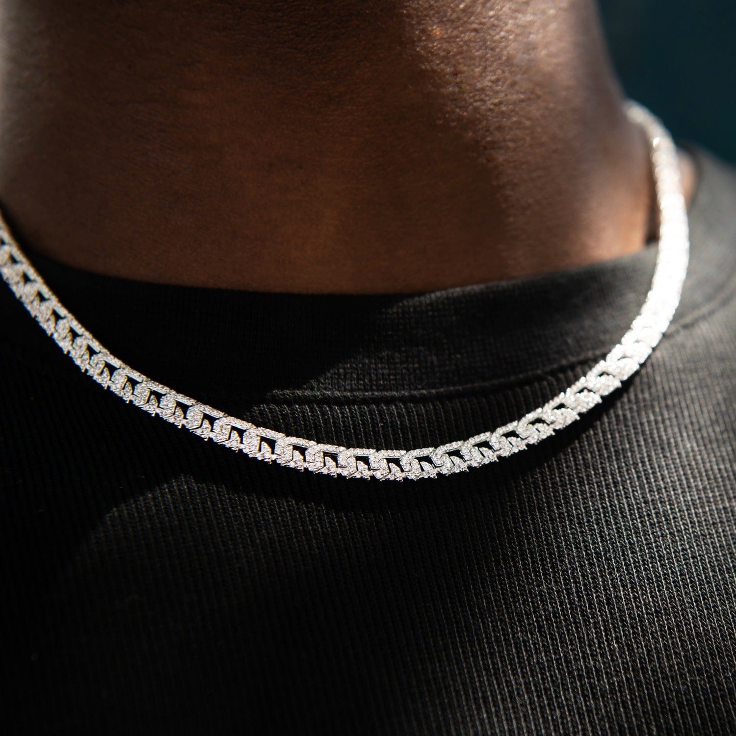GLD PROMO Micro Iced G - Link Chain in White Gold