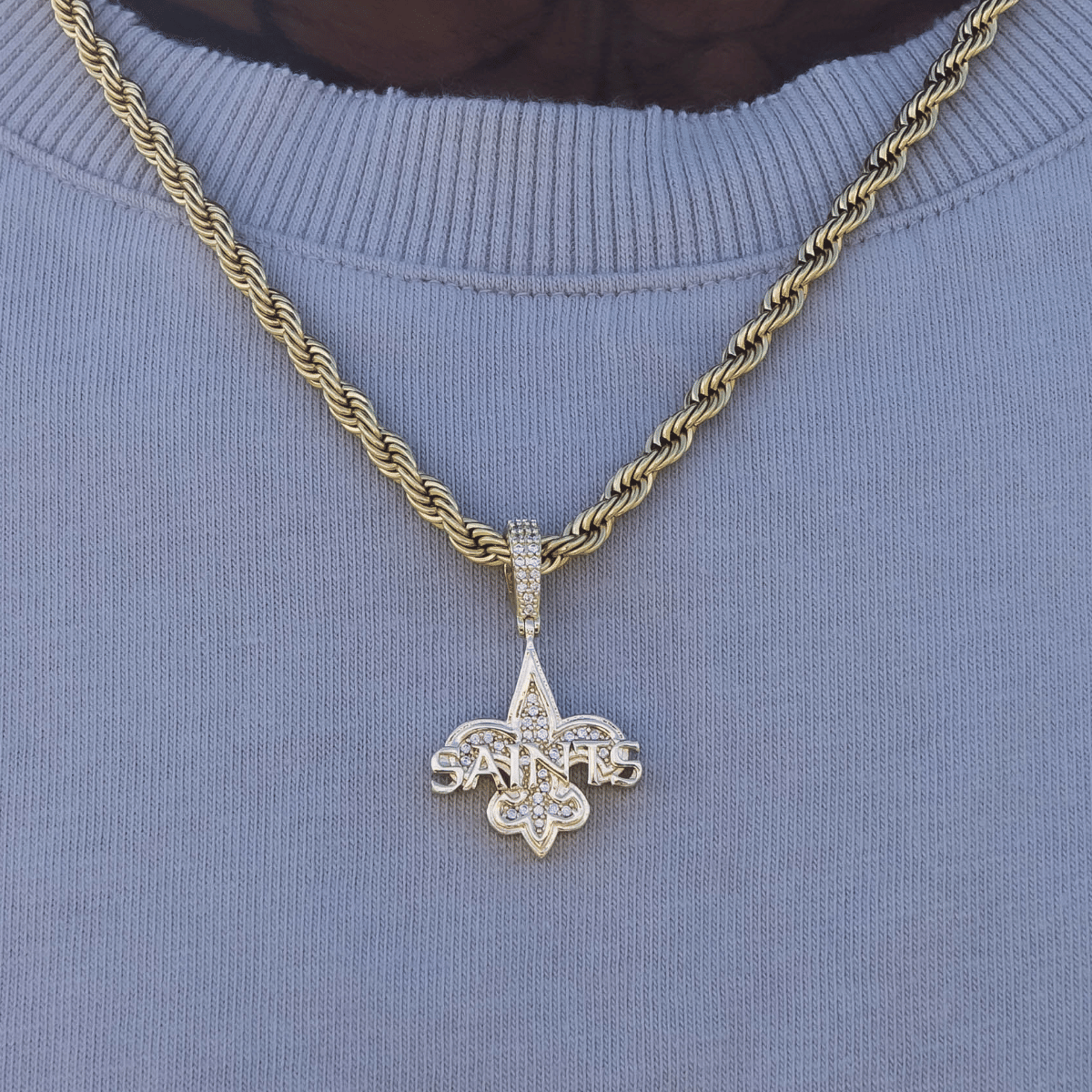 GLD Men New Orleans Saints Official NFL Micro Logo Pendant