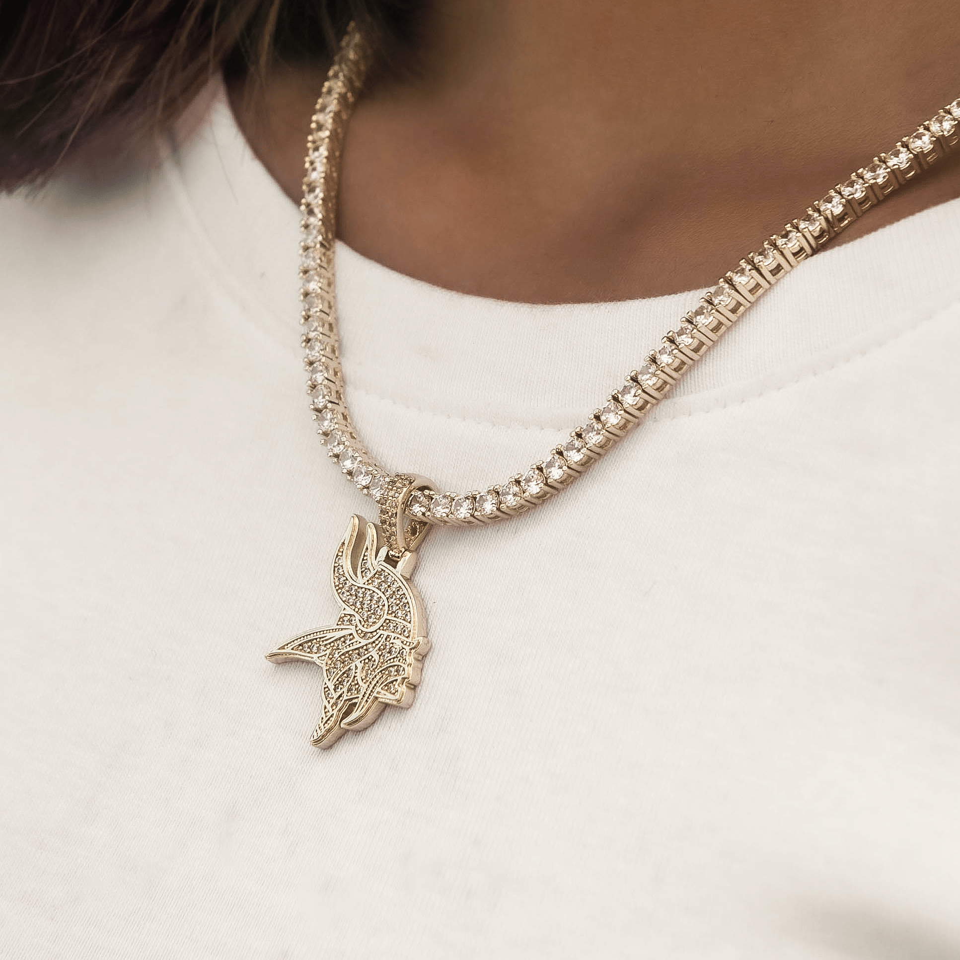 GLD Women Minnesota Vikings Official NFL Micro Logo Pendant