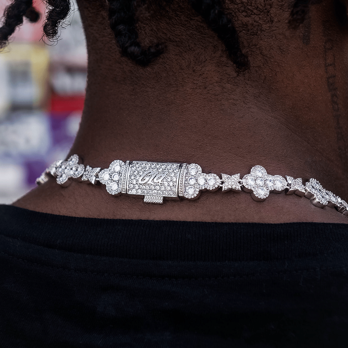 GLD Men Rounded Cross Pave Star Chain in White Gold - 16 mm