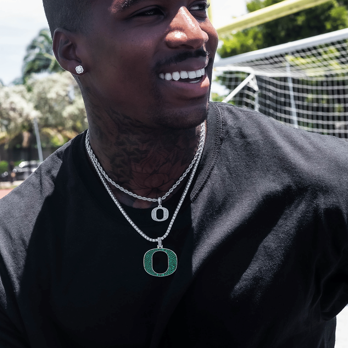 GLD Men Oregon Ducks Official NCAA Micro Logo Pendant