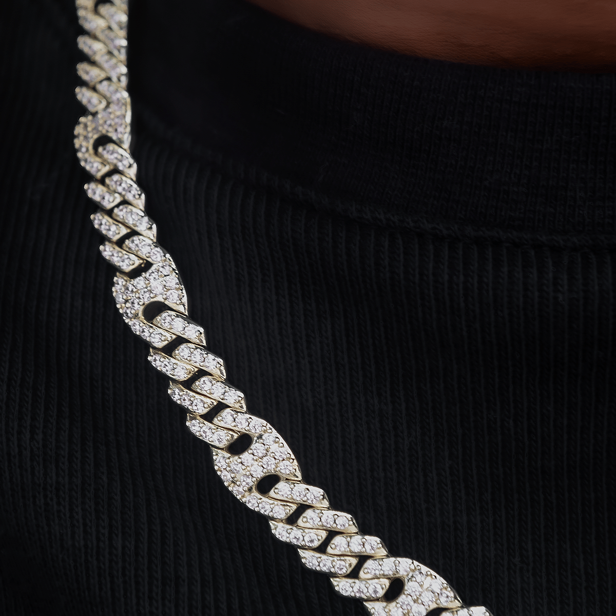 GLD Men Iced Mariner Cuban Chain in Yellow Gold - 9 mm