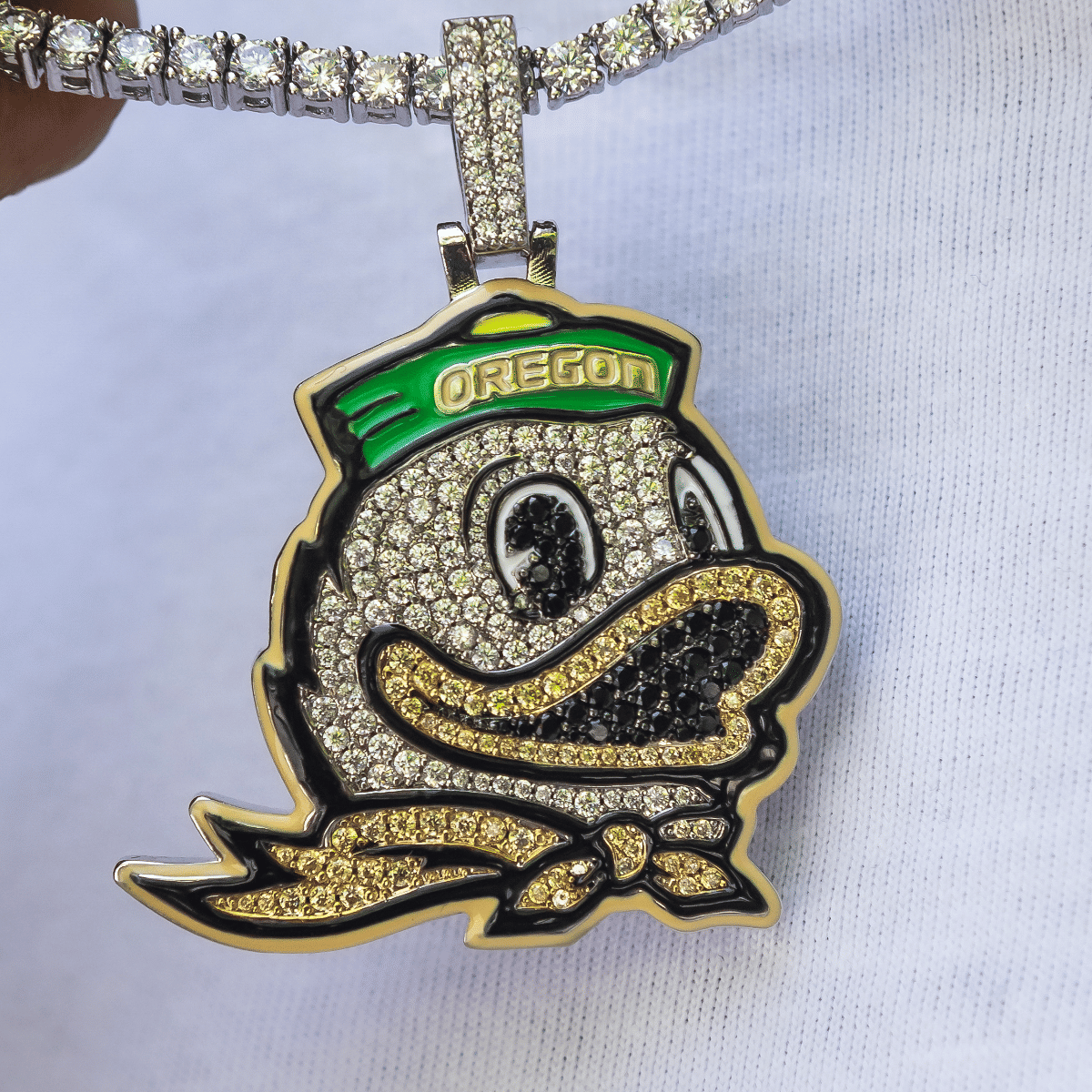 GLD Men Oregon Ducks Official NCAA Mascot Pendant