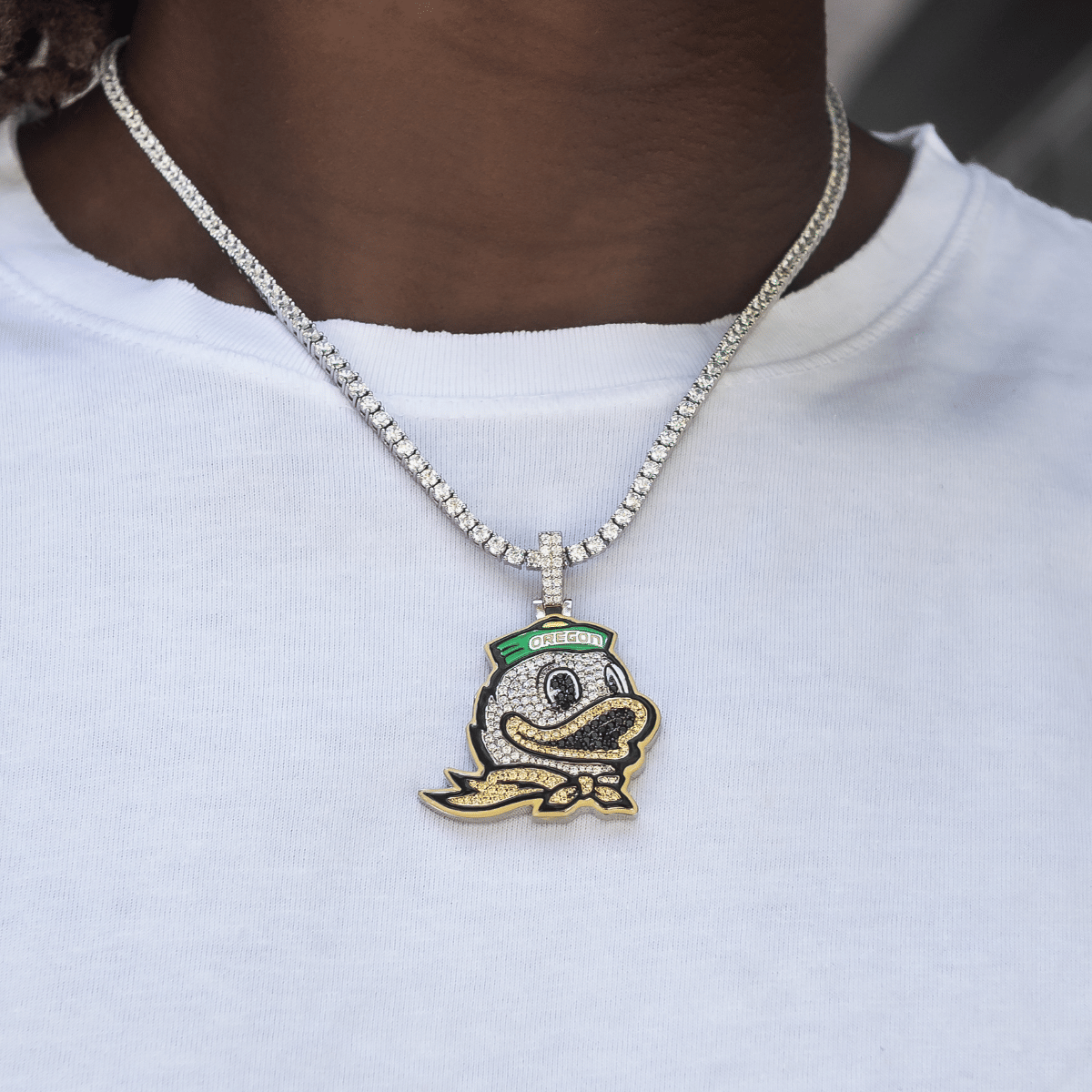 GLD Men Oregon Ducks Official NCAA Mascot Pendant