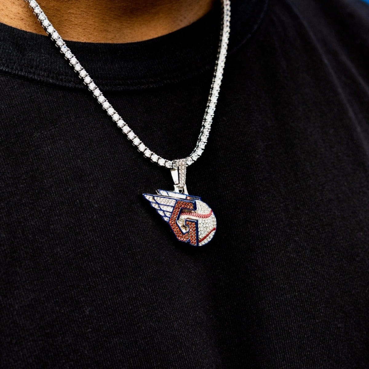 GLD Men Cleveland Guardians Official MLB Logo Pendant