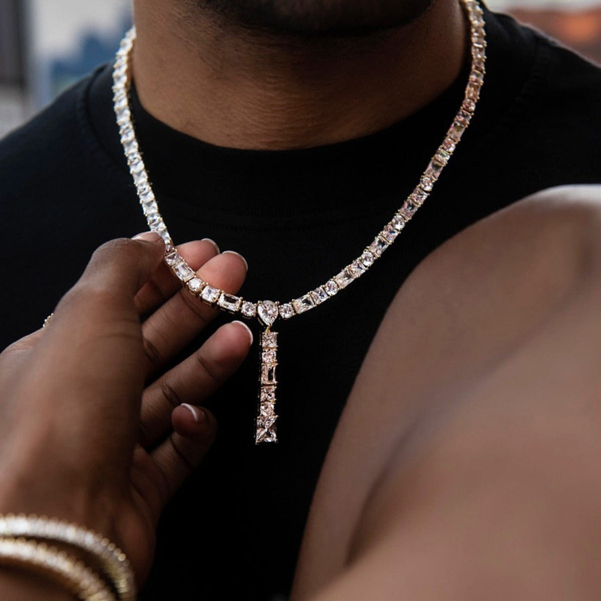 GLD Men Multi Diamond Lariat Chain in Yellow Gold