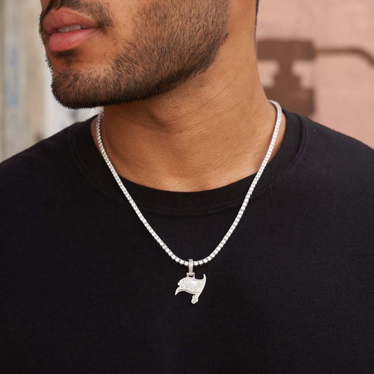 GLD Men Tampa Bay Buccaneers Official NFL Micro Logo Pendant - White Gold