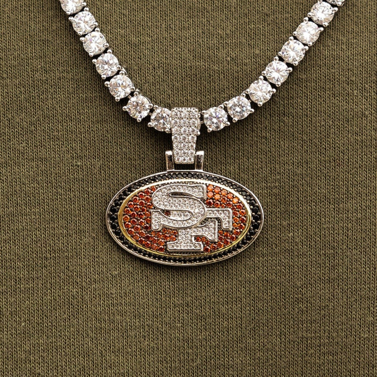 GLD Men San Francisco 49ers Official NFL Pendant