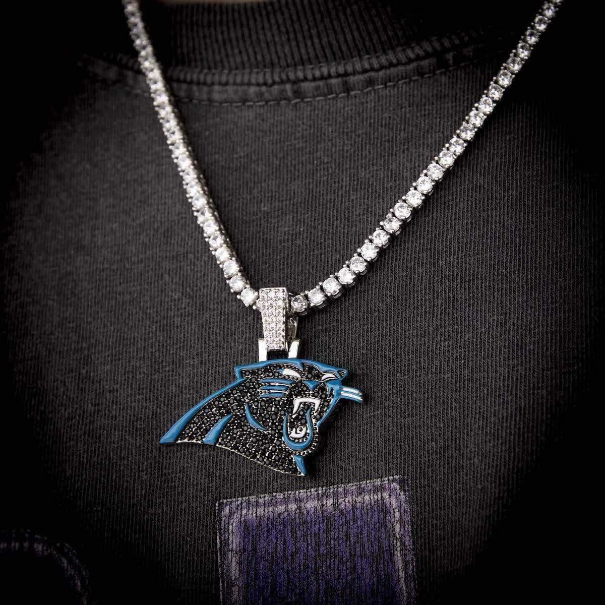 GLD Men Carolina Panthers Official NFL Pendant