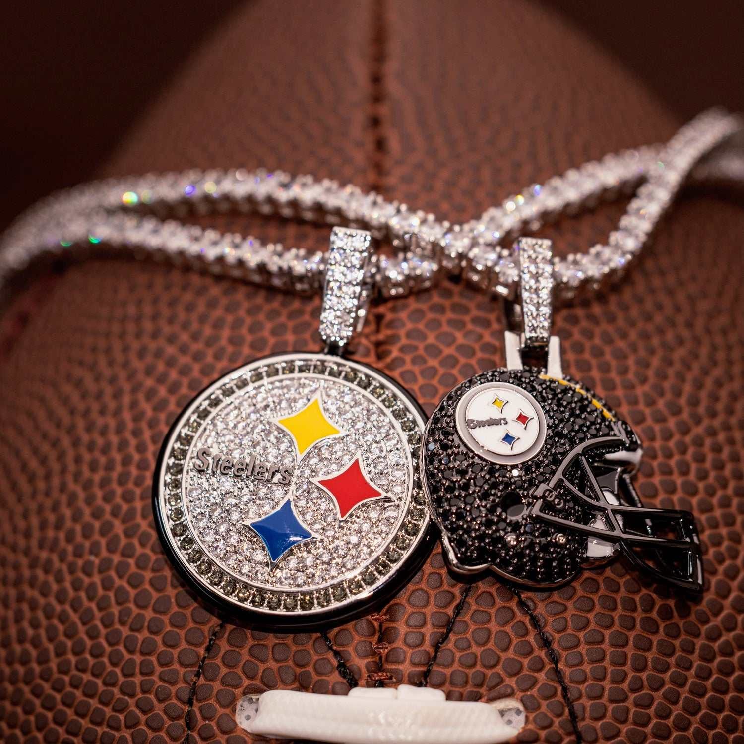 GLD Men Pittsburgh Steelers Official NFL Pendant