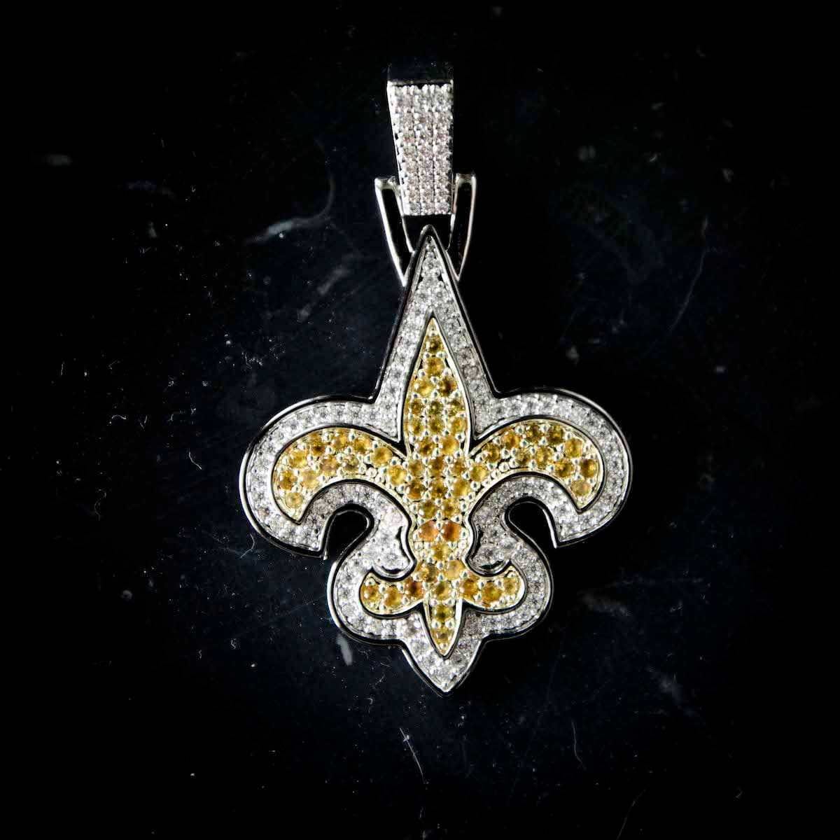 GLD Men New Orleans Saints Official NFL Pendant