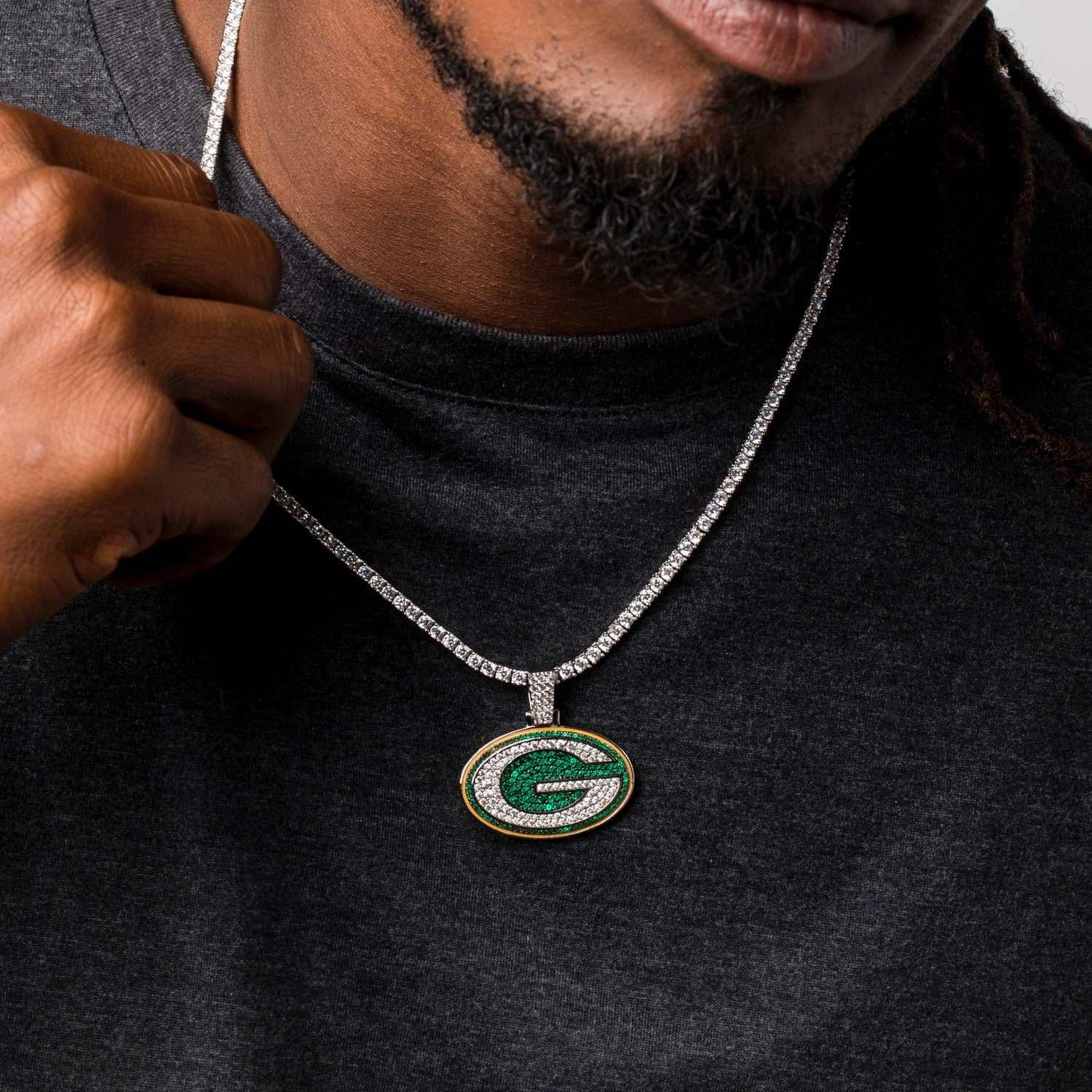 GLD Men Green Bay Packers Official NFL Pendant