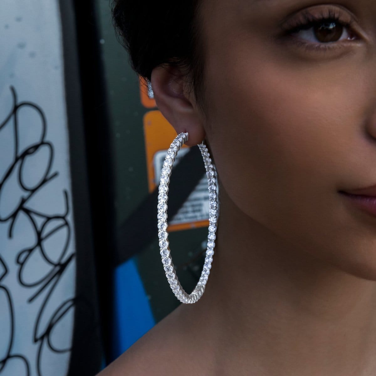 GLD Women Eternity Hoop Earrings in White Gold - 4 mm
