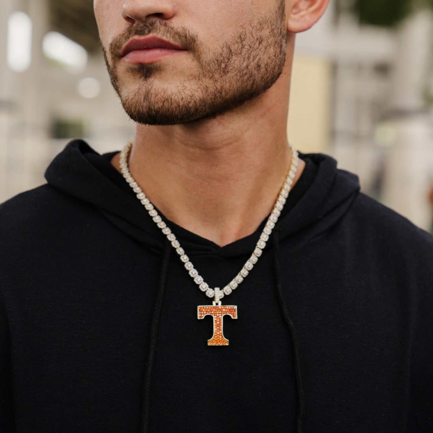 GLD Men Tennessee Official NCAA Logo Pendant