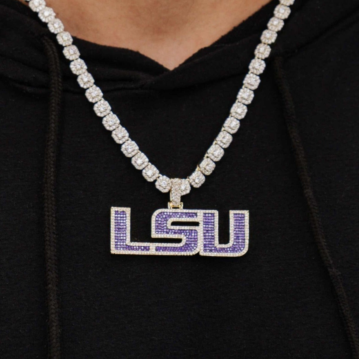 GLD Men LSU Official NCAA Logo Pendant