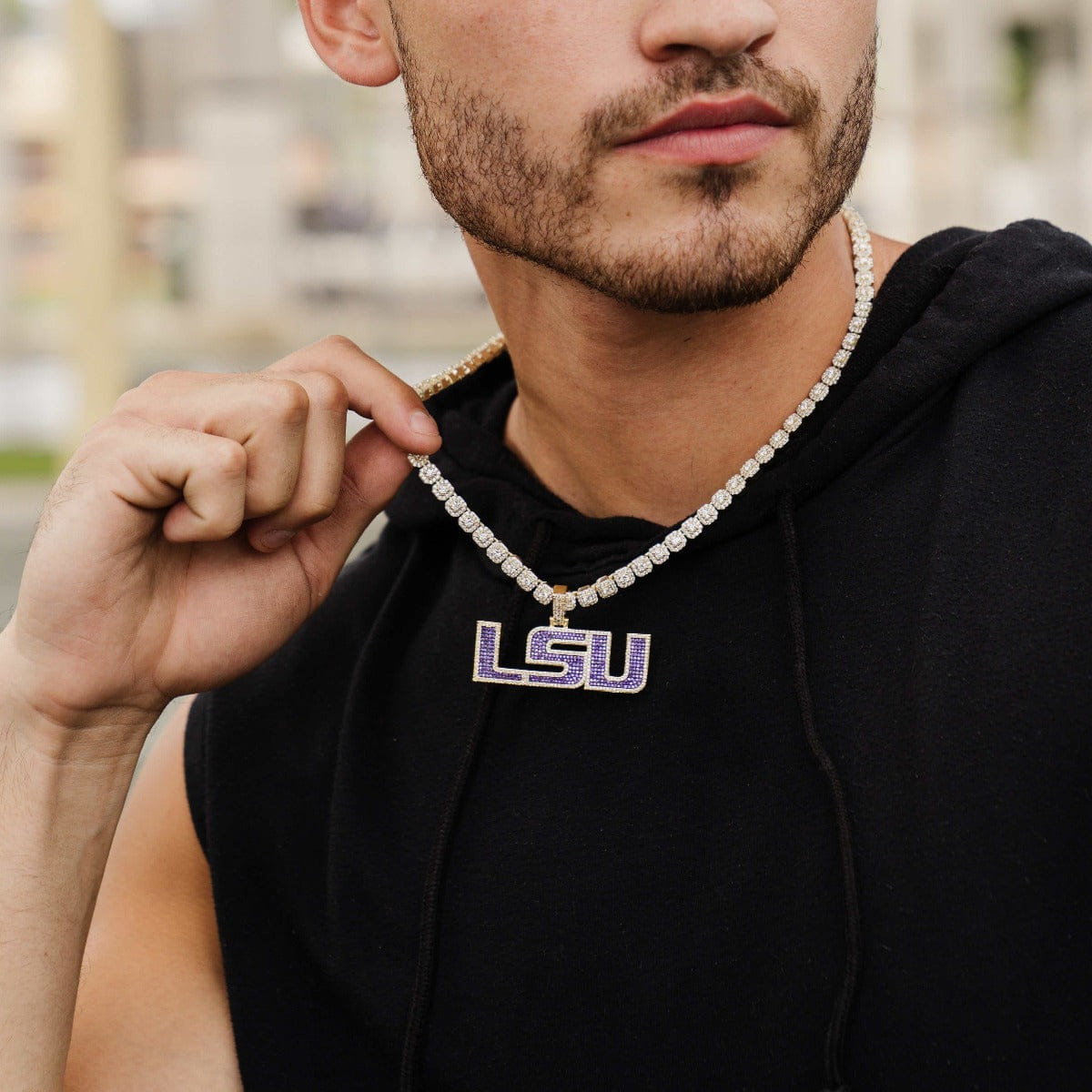 GLD Men LSU Official NCAA Logo Pendant