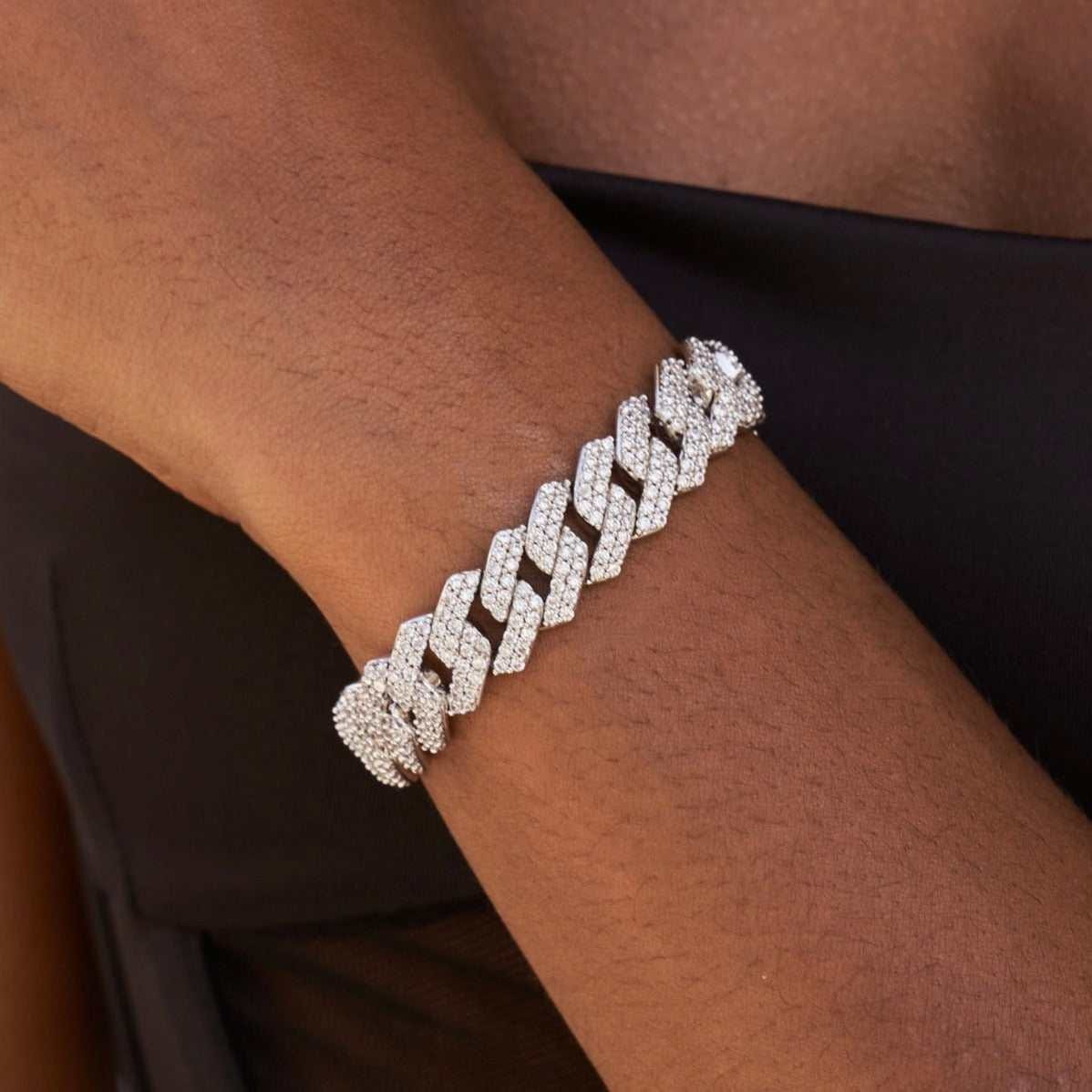 GLD Women Diamond Prong Link Bracelet in White Gold - 12 mm