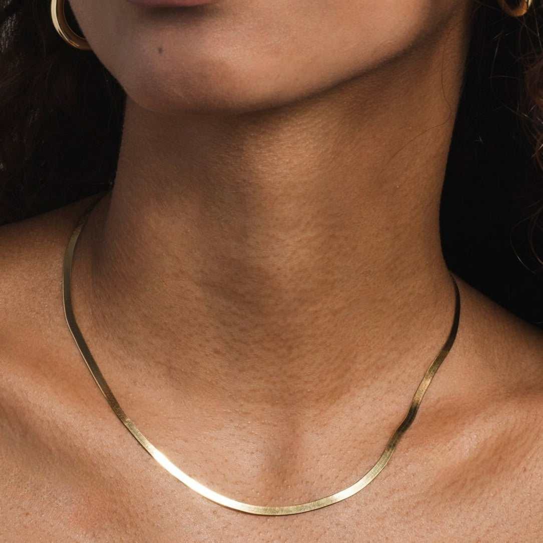 GLD Women 10k Solid Gold Micro Herringbone Chain (2.5 mm)