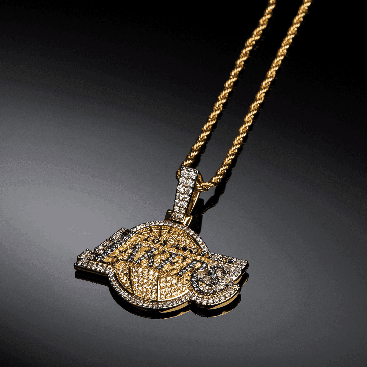 GLD Men Los Angeles Lakers Official NBA Logo Pendant