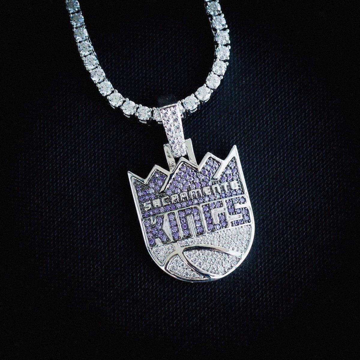 GLD Men Sacramento Kings Official NBA Logo Pendant