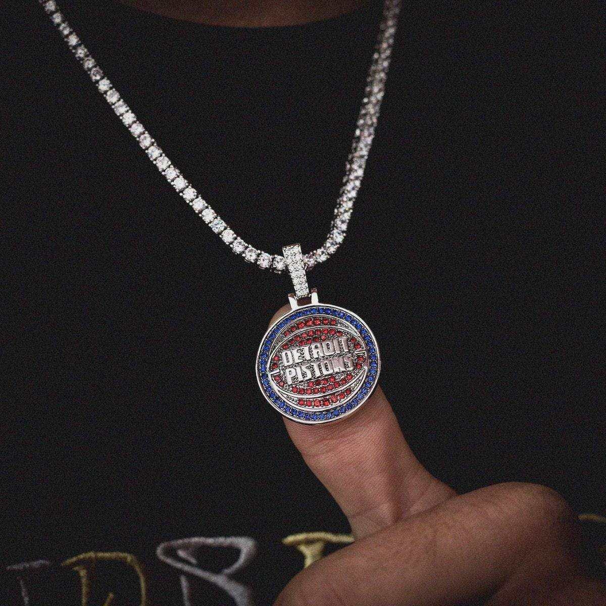 GLD Men Detroit Pistons Official NBA Logo Pendant