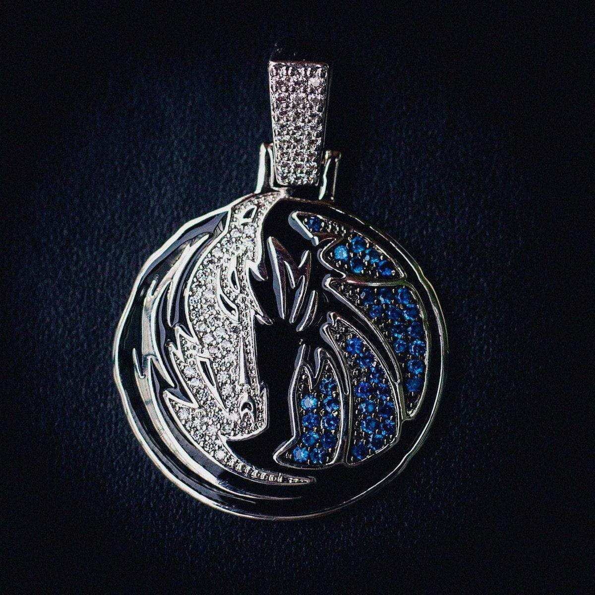 GLD Men Dallas Mavericks Official NBA Logo Pendant