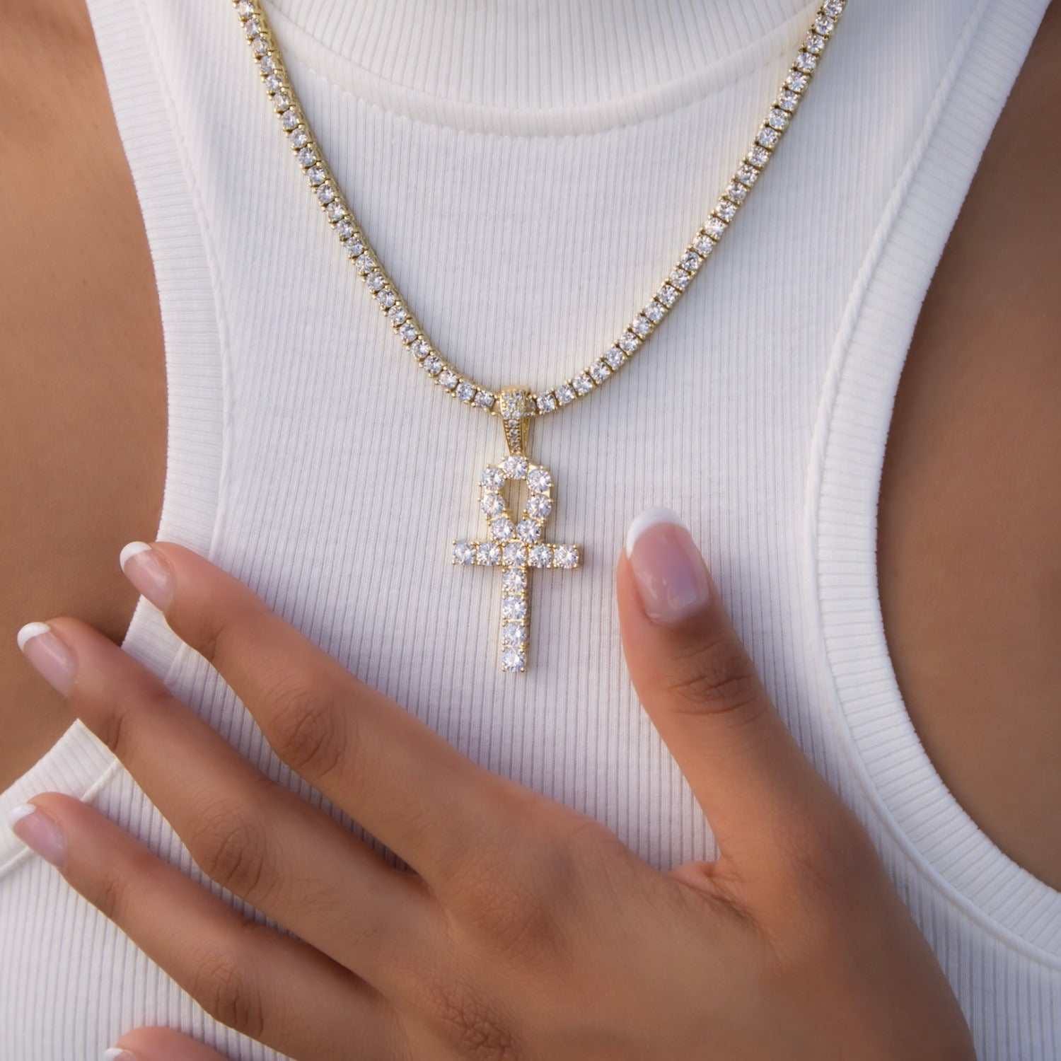 GLD Women Ankh Cross in Yellow Gold