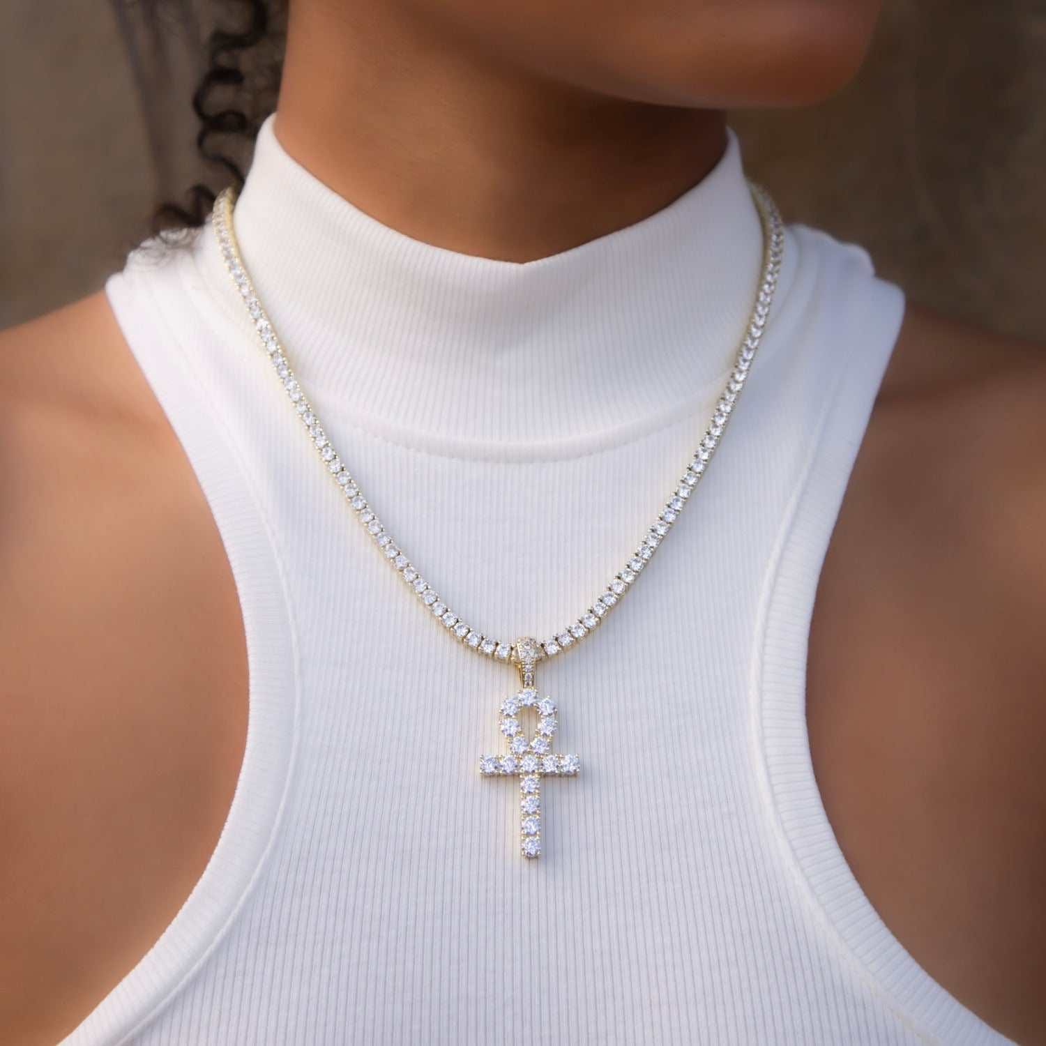 GLD Women Ankh Cross in Yellow Gold