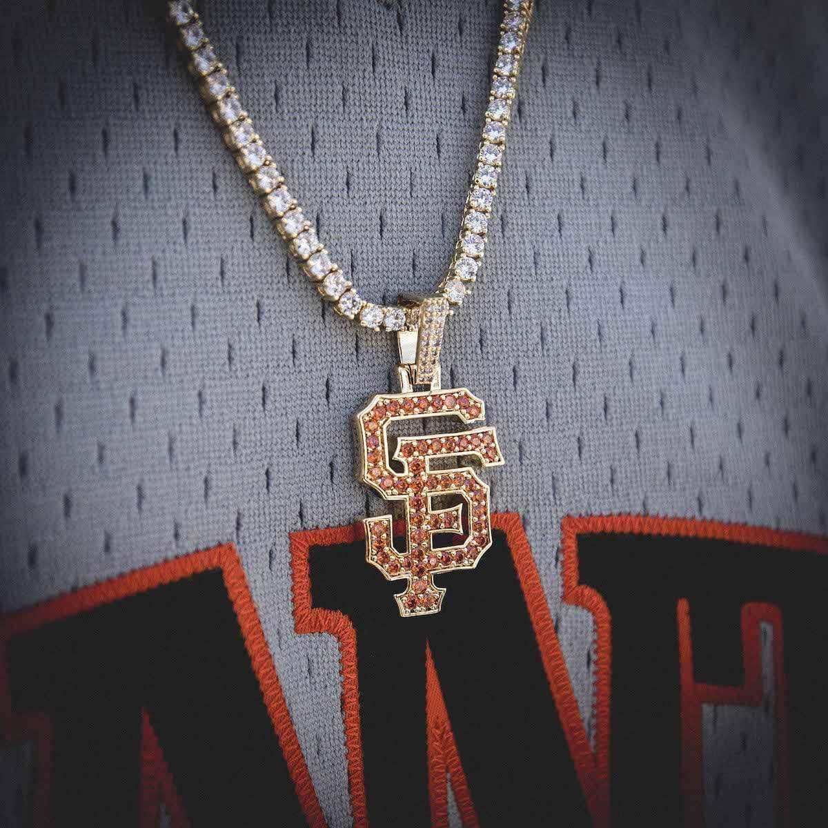 GLD Men San Francisco Giants Official MLB Logo Pendant