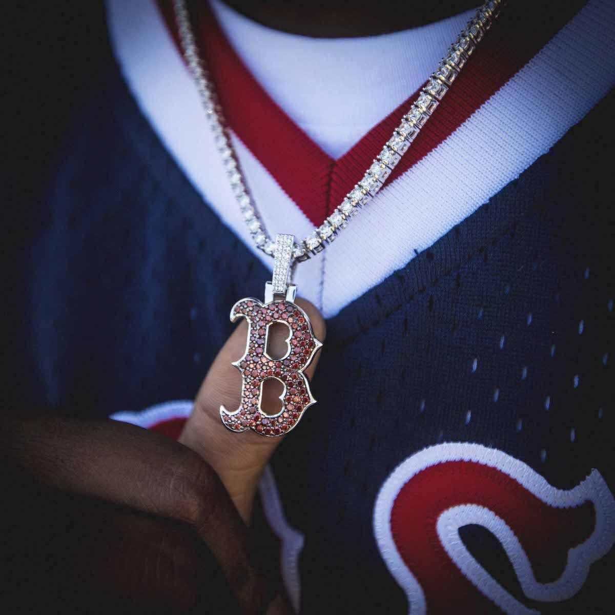 GLD Men Boston Red Sox Official MLB Logo Pendant