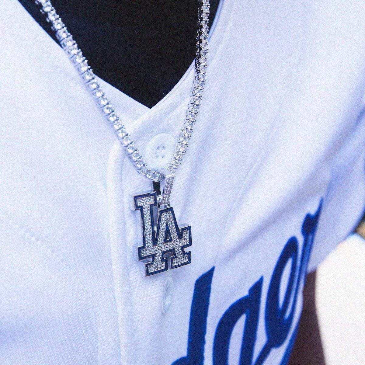 GLD Men Los Angeles Dodgers Official MLB Logo Pendant