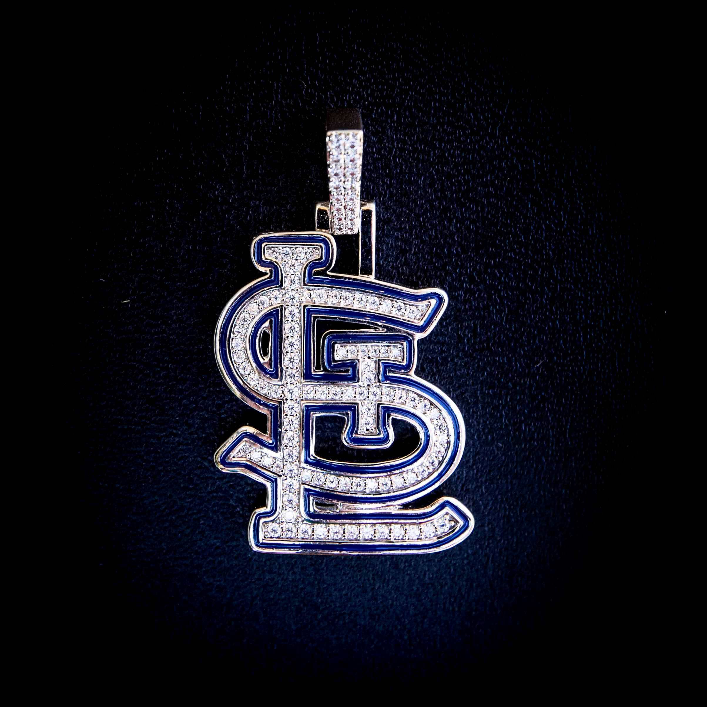GLD Men St. Louis Cardinals Official MLB Logo Pendant