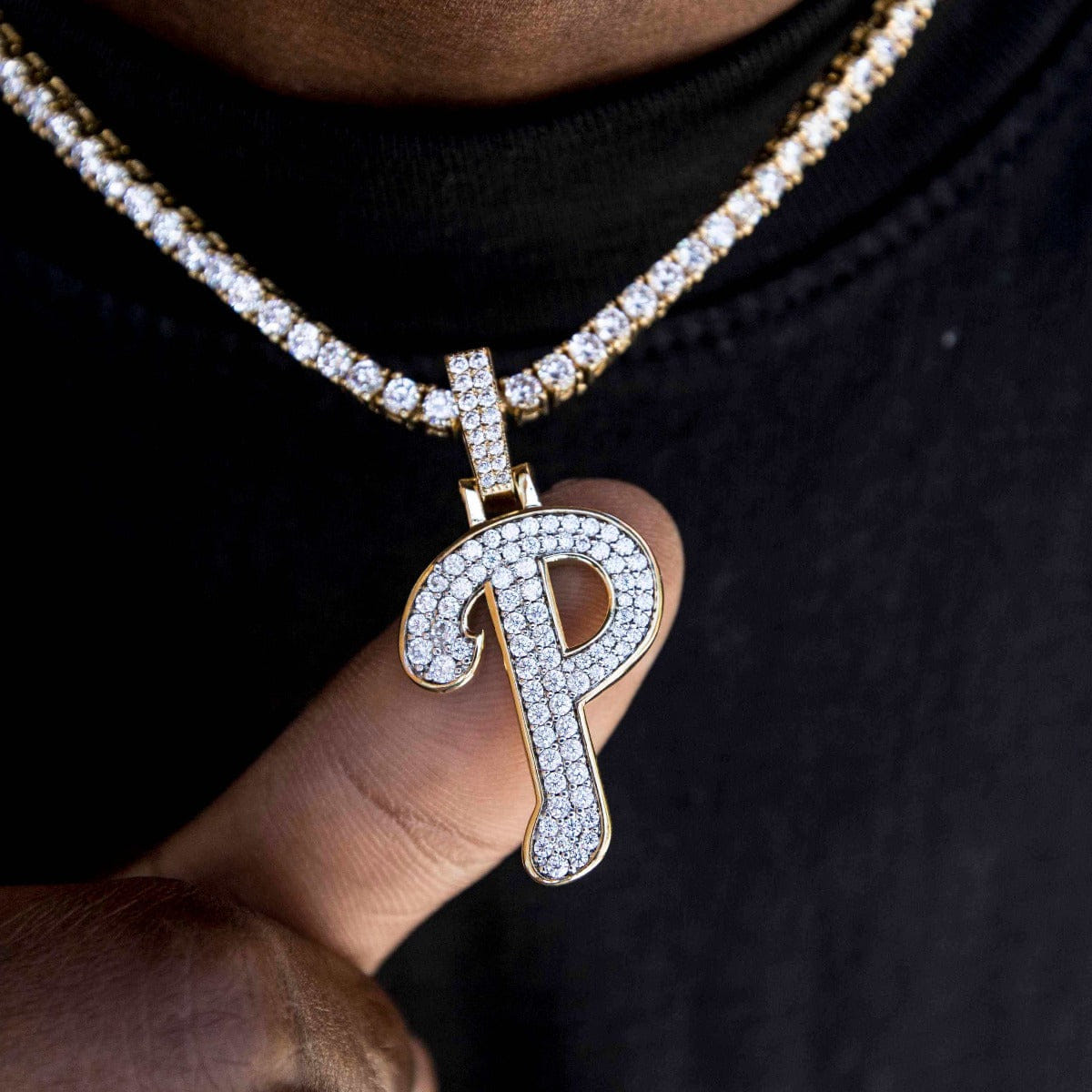 GLD Men Philadelphia Phillies Official MLB Logo Pendant