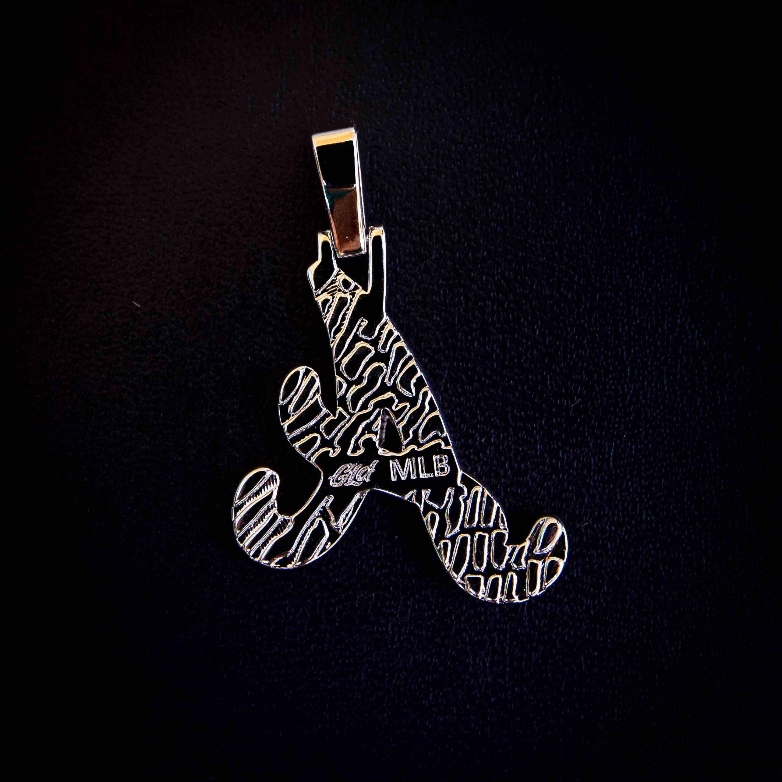 GLD Men Atlanta Braves Official MLB Logo Pendant