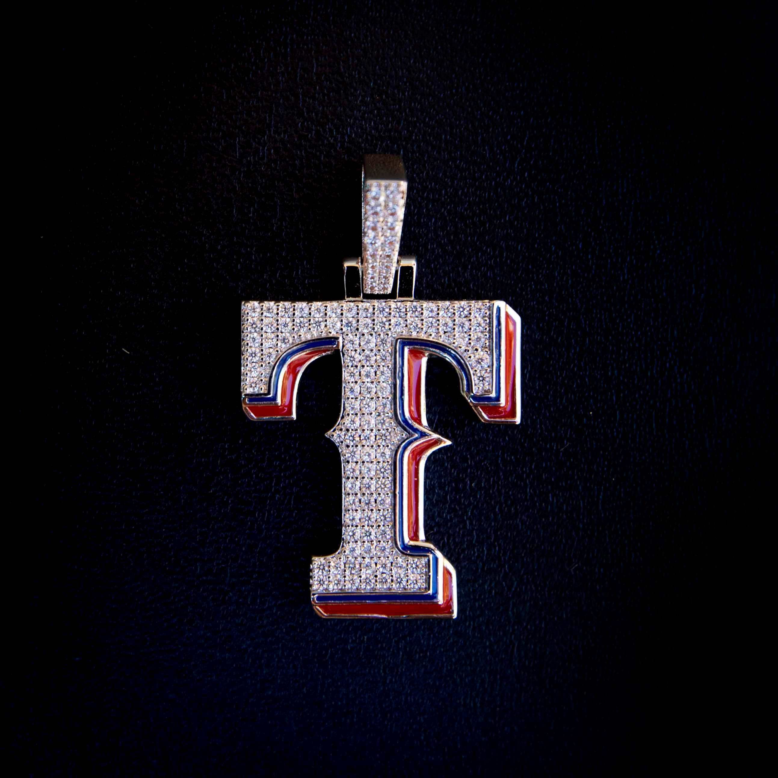 GLD Men Texas Rangers Official MLB Logo Pendant