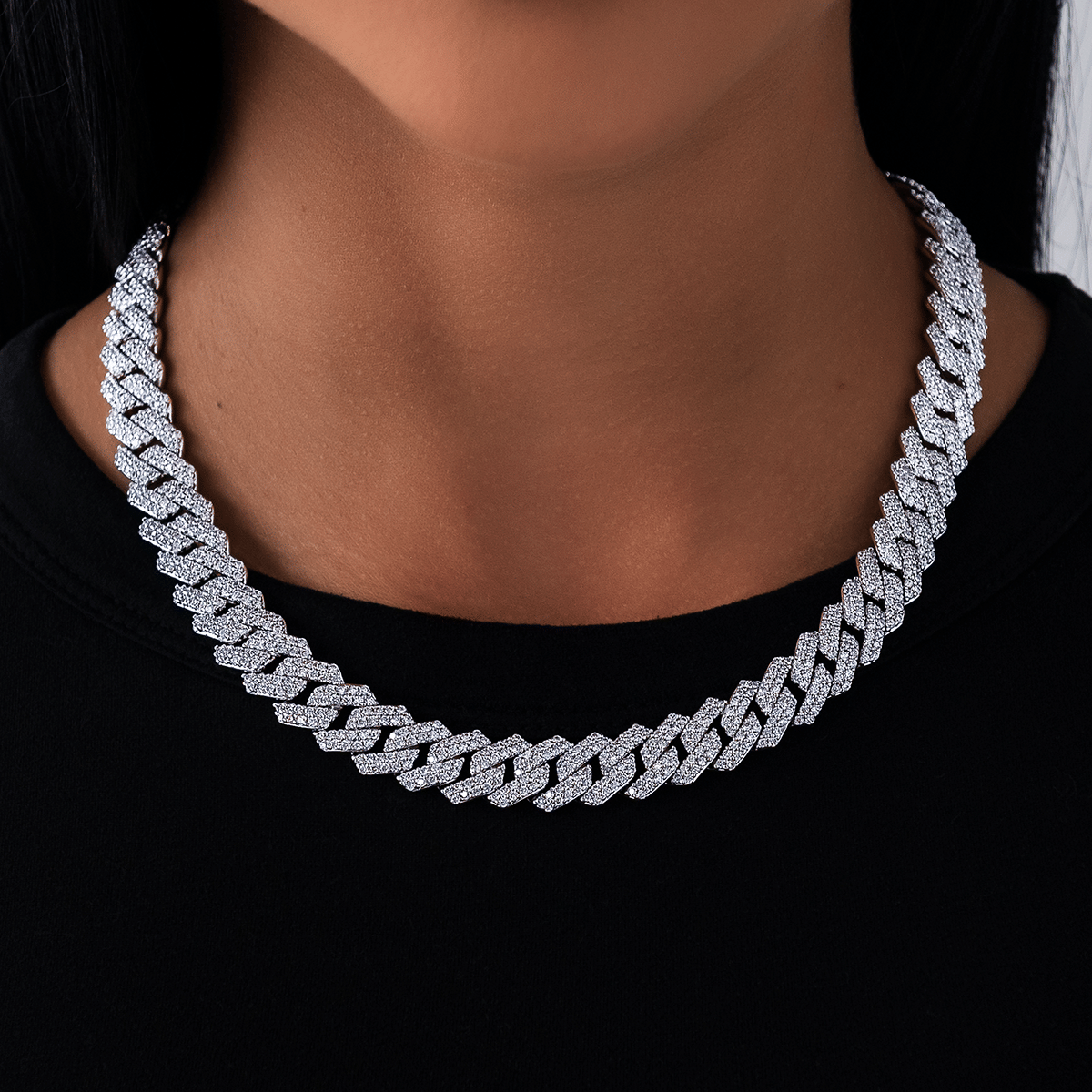 GLD Women Diamond Prong Link Necklace in White Gold - 12 mm