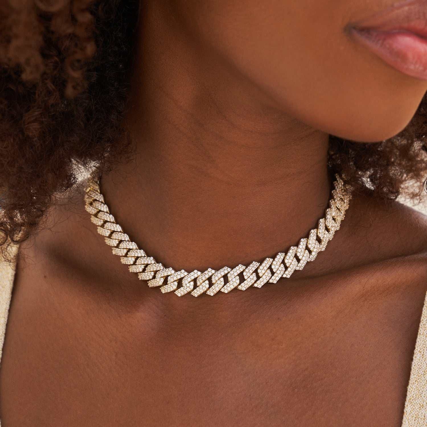 GLD Women Diamond Prong Link Necklace in Yellow Gold - 12 mm
