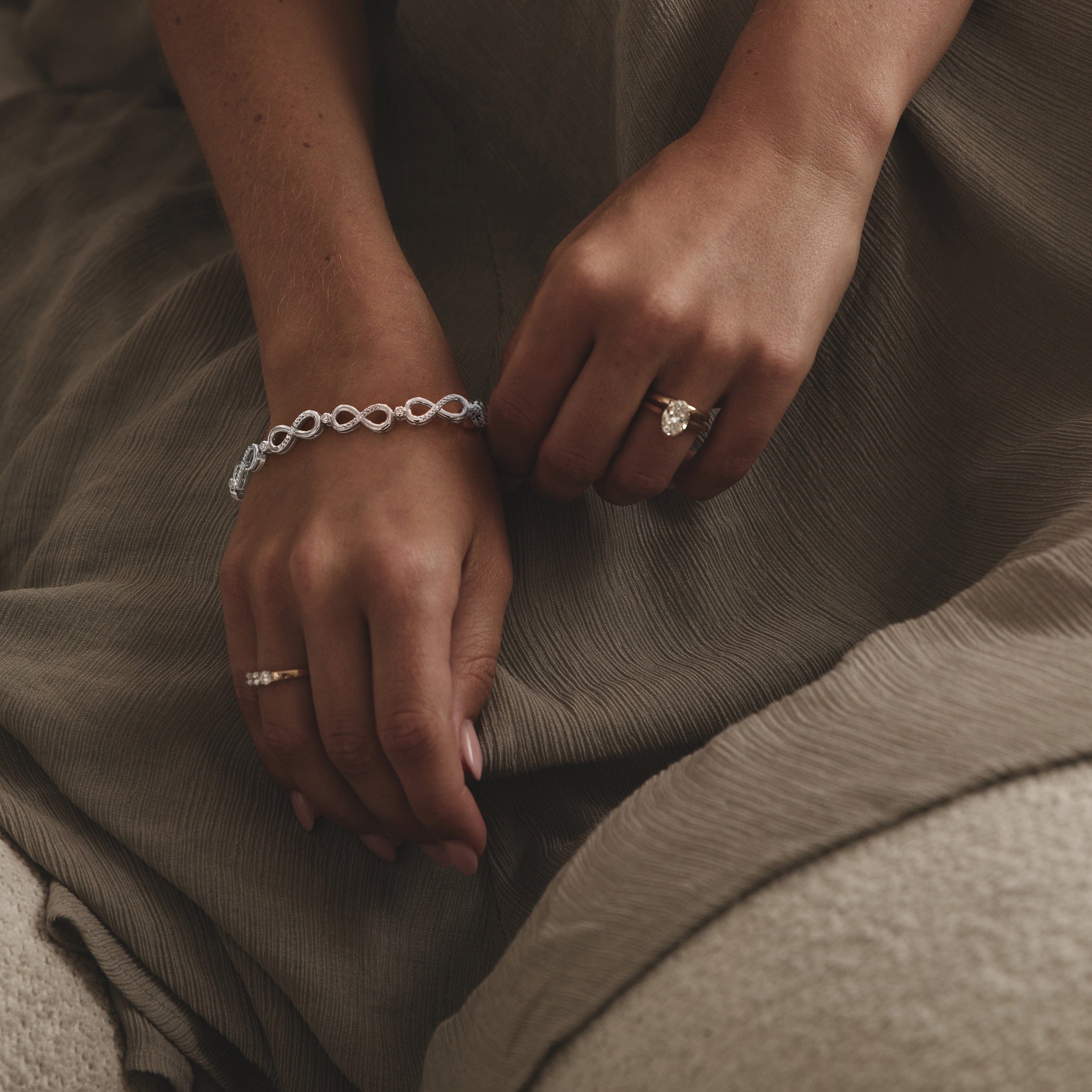 Infinity Love 0.05ct Lab Diamond Link Bracelet in Sterling Silver