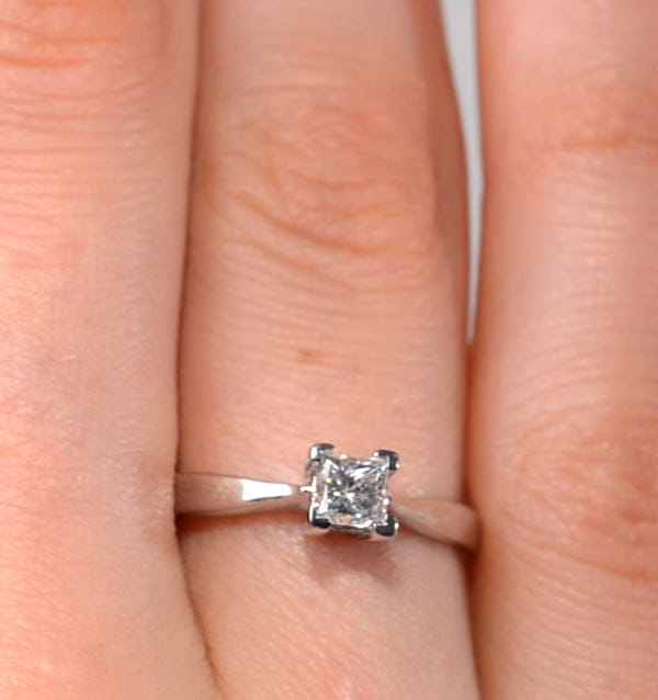 Diamond Certified Lauren Platinum Diamond Engagement Ring 0.33CT - G - H/SI