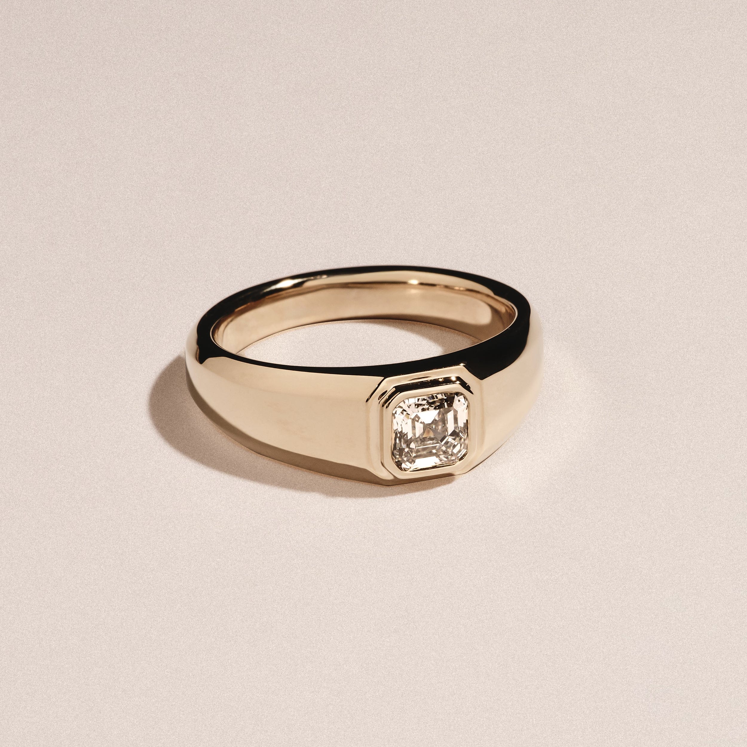 Diamond Axis Men'st Lab Diamond Signet Ring 1.00c Asscher Cut Set in 9k Gold
