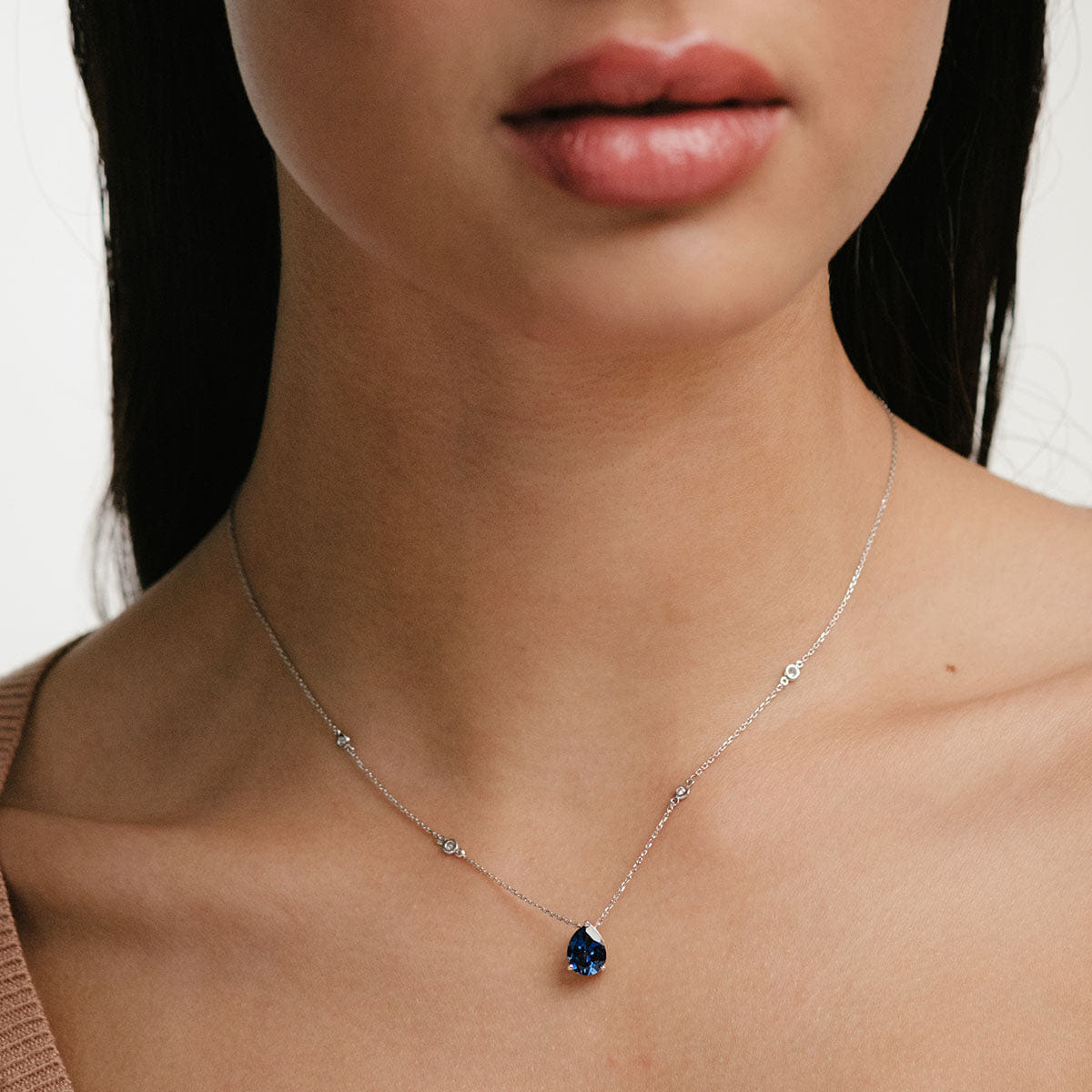 Solitaire Astra 3.20ct Lab Sapphire and Diamond Solitaire Pear Cut Necklace in Silver