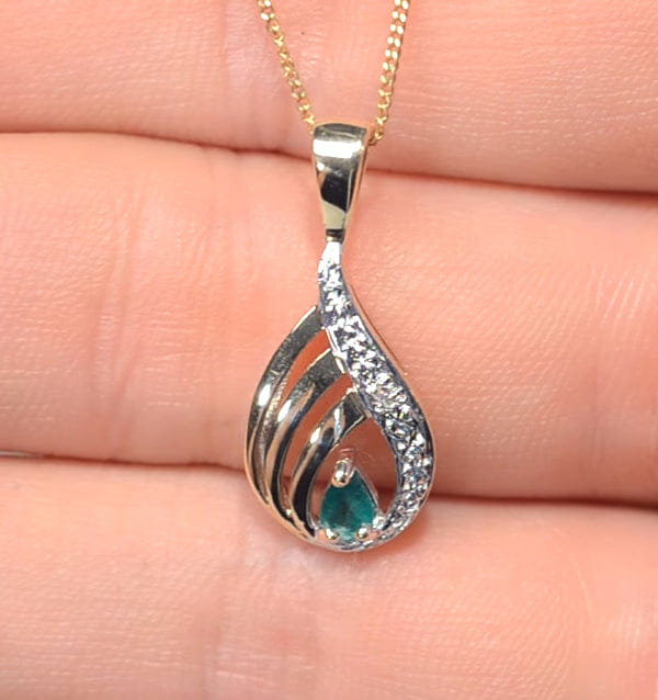 Diamond Emerald 4 x 3 mm And Diamond 9K Yellow Gold Pendant Necklace
