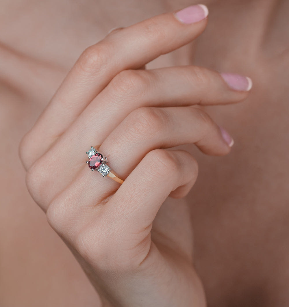 Diamond Pink Tourmaline 0.80CT and Diamond Ring in 18K Gold - FET23