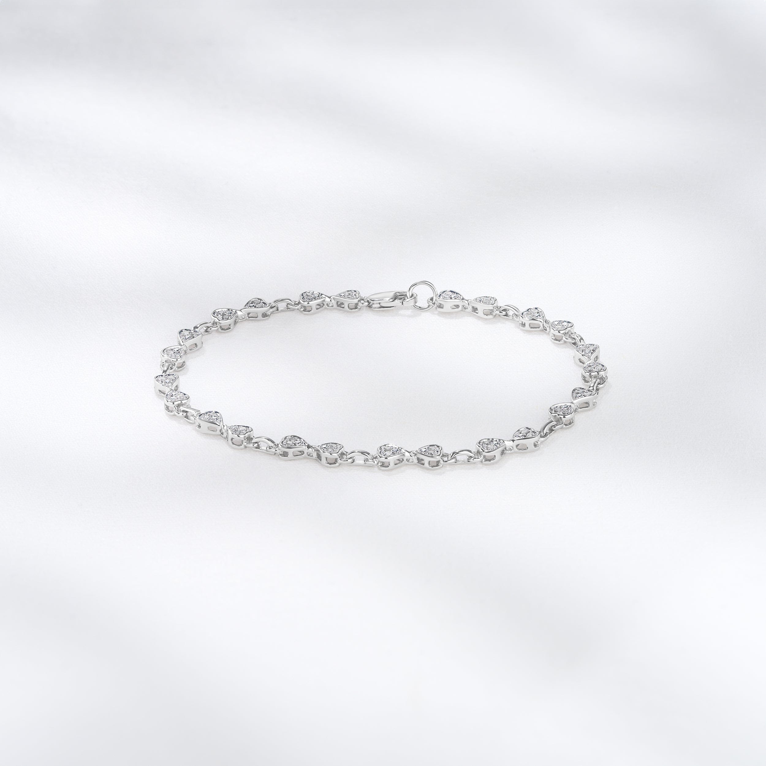 Diamond 0.25ct Diamond Heart Bracelet Set In Silver