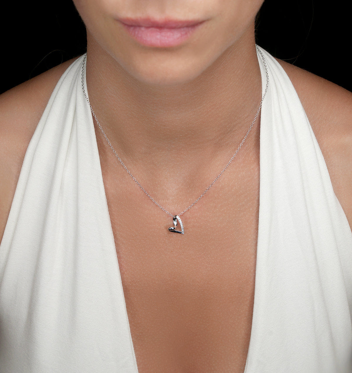 Diamond Heart Pendant Necklace 0.10ct Diamond 9K White Gold