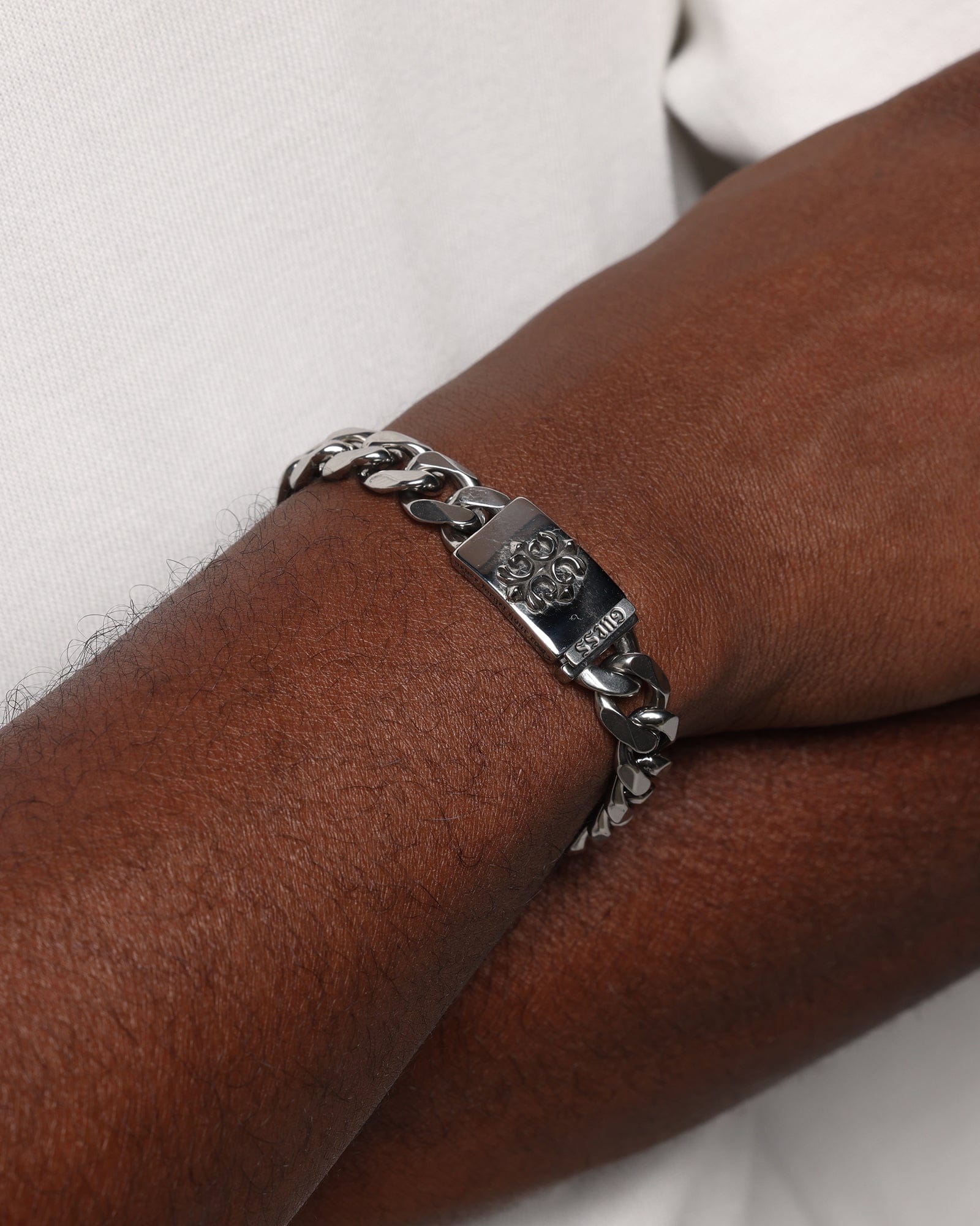 GUESS Mainline 10 mm 4 g Rebel Curb Chain Bracelet Silver