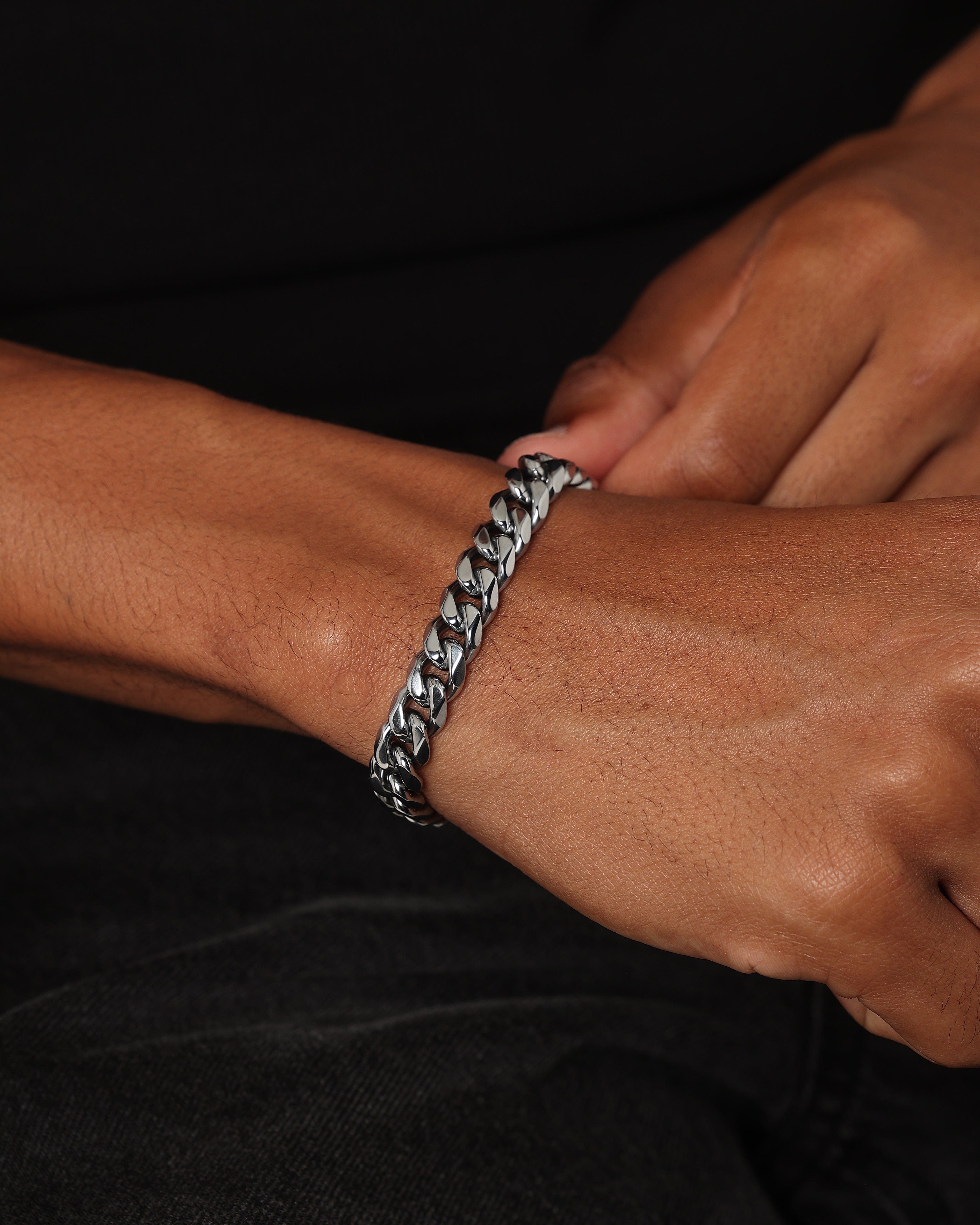 Saint Morta 10 mm Cuban Bracelet White Gold