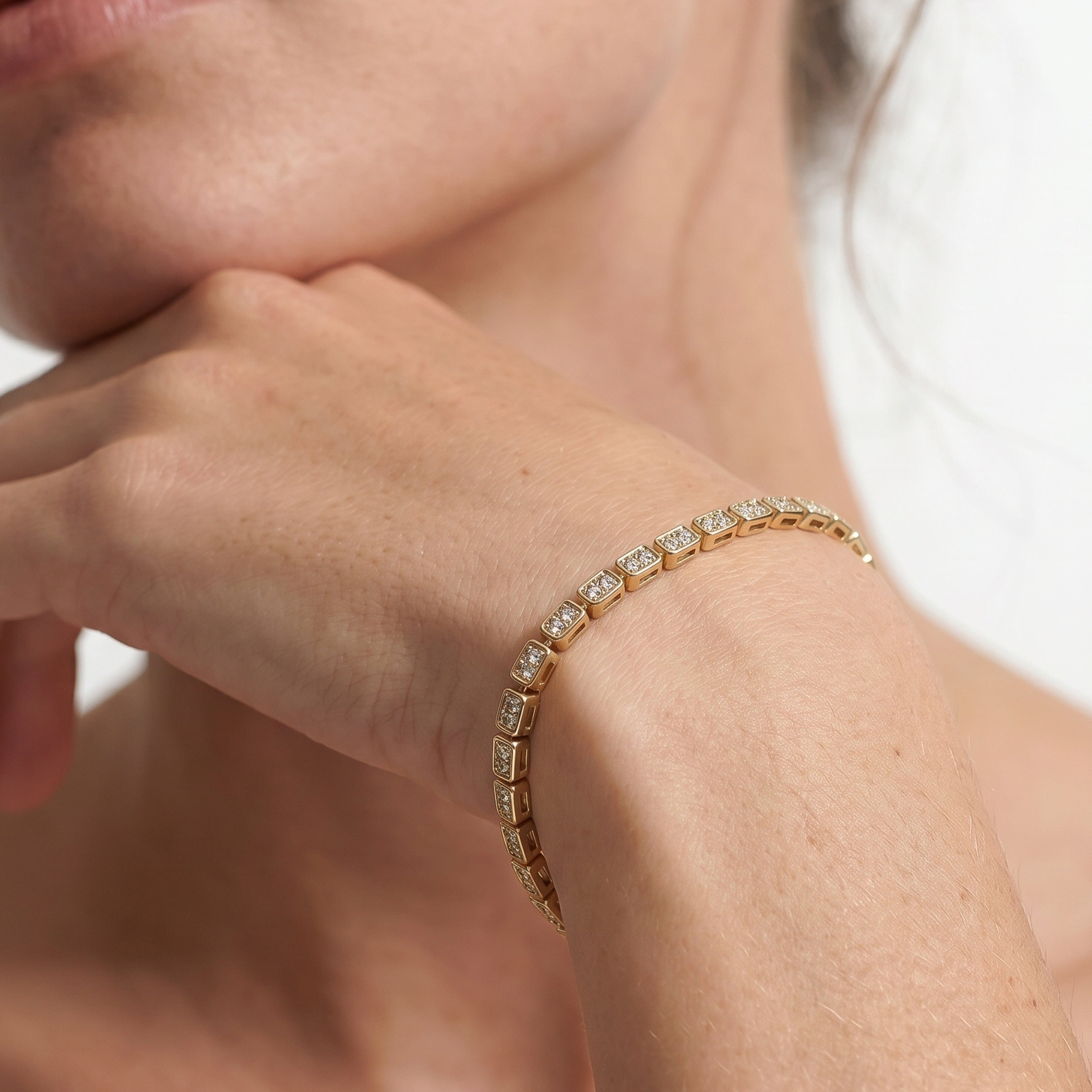With Clarity The Perry Tennis Bracelet