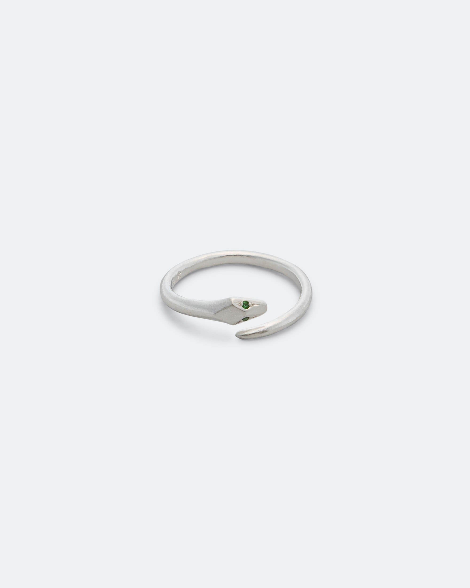 Seb Brown Serpent Ring 2.0 - 925 Silver/Garnet